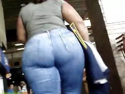 Lucky boy pleases cute stepsis with outdoor licking