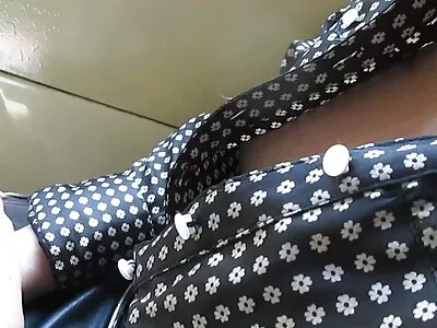 Ebony girl's excited shaved pussy urgently need to be fucked